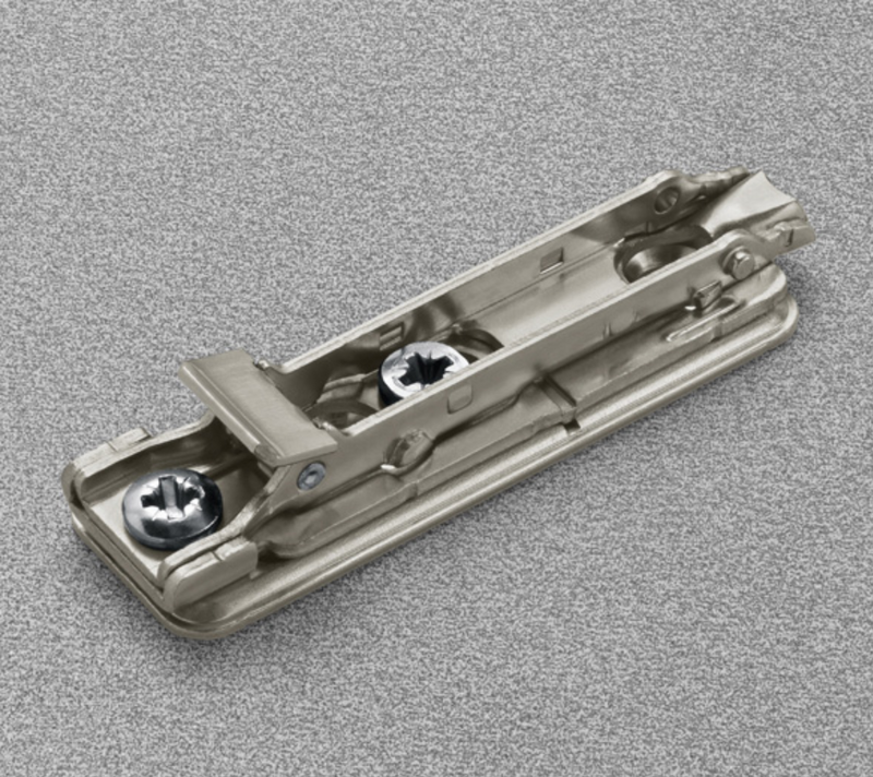 Load image into Gallery viewer, Salice Chromia Steel Straight Snap-On Mounting Plate 2mm - BAP3M2C
